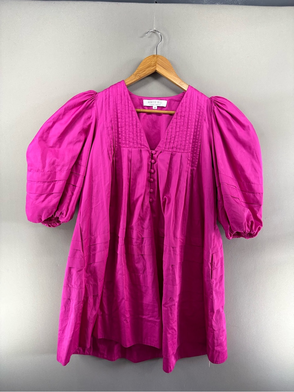 Hunter Bell Women Jenkins Dress Sz Medium Pink V Neck Puffed Sleeves
